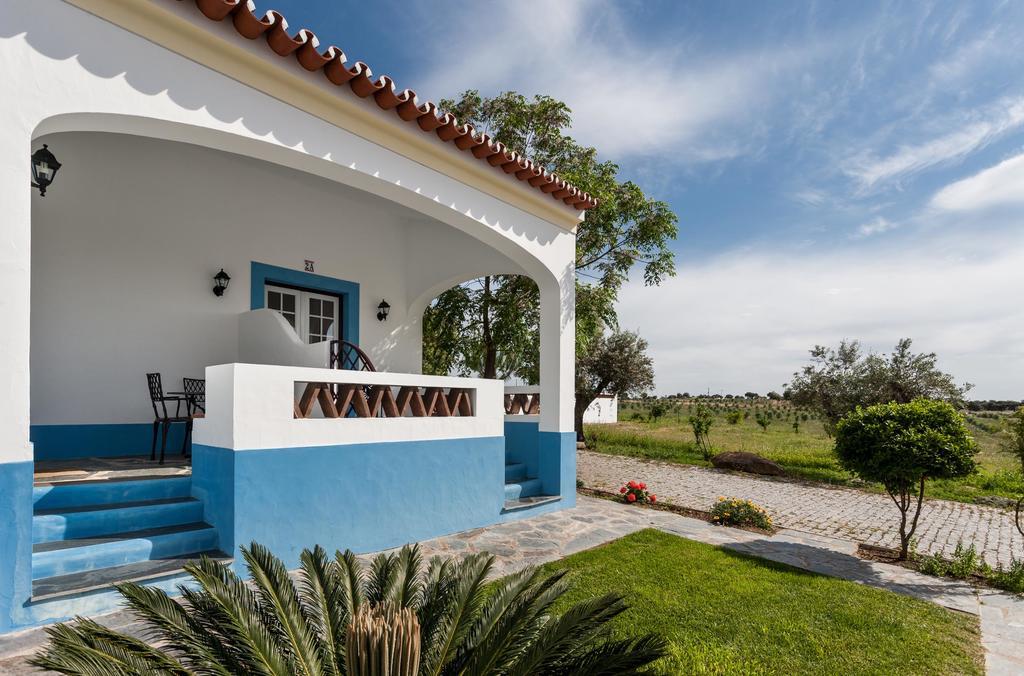 מונסראז Vila Planicie מראה חיצוני תמונה