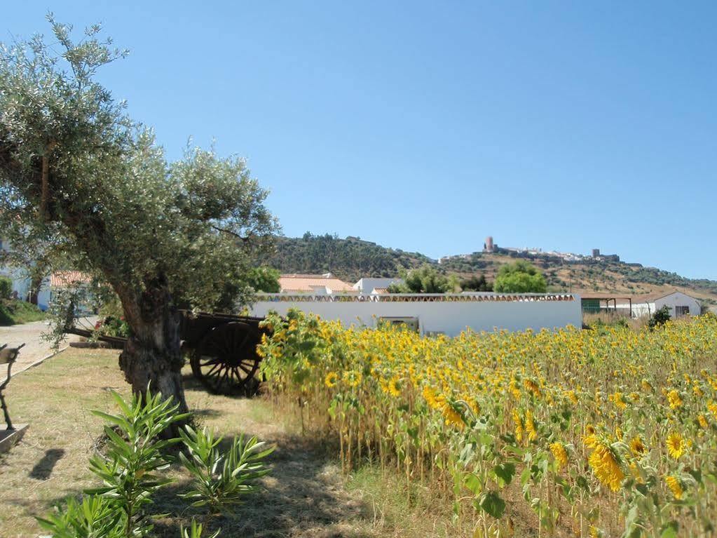 מונסראז Vila Planicie מראה חיצוני תמונה