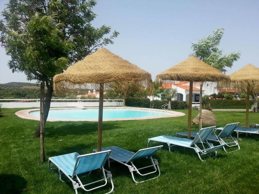 מונסראז Vila Planicie מראה חיצוני תמונה